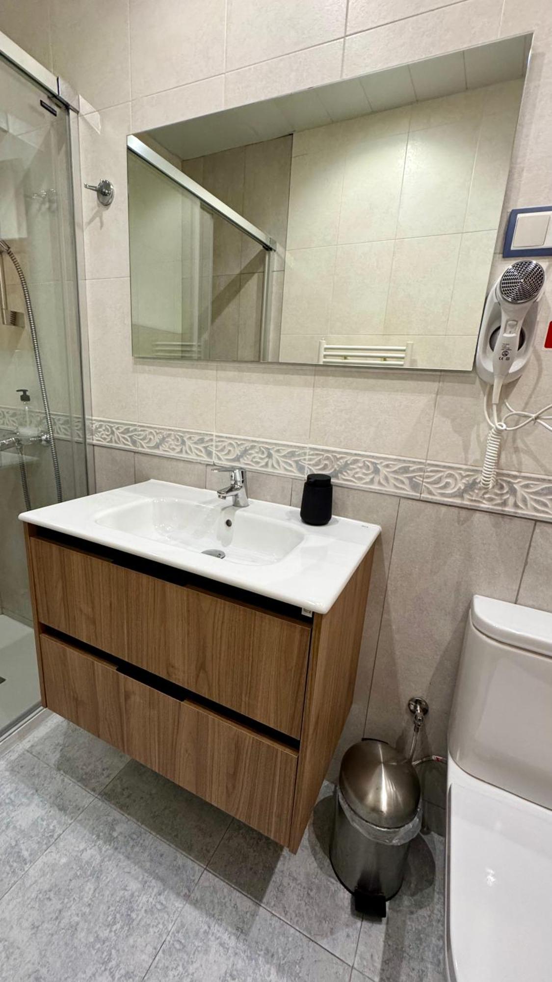 Hostal Madrazo Barcelona Eksteriør billede