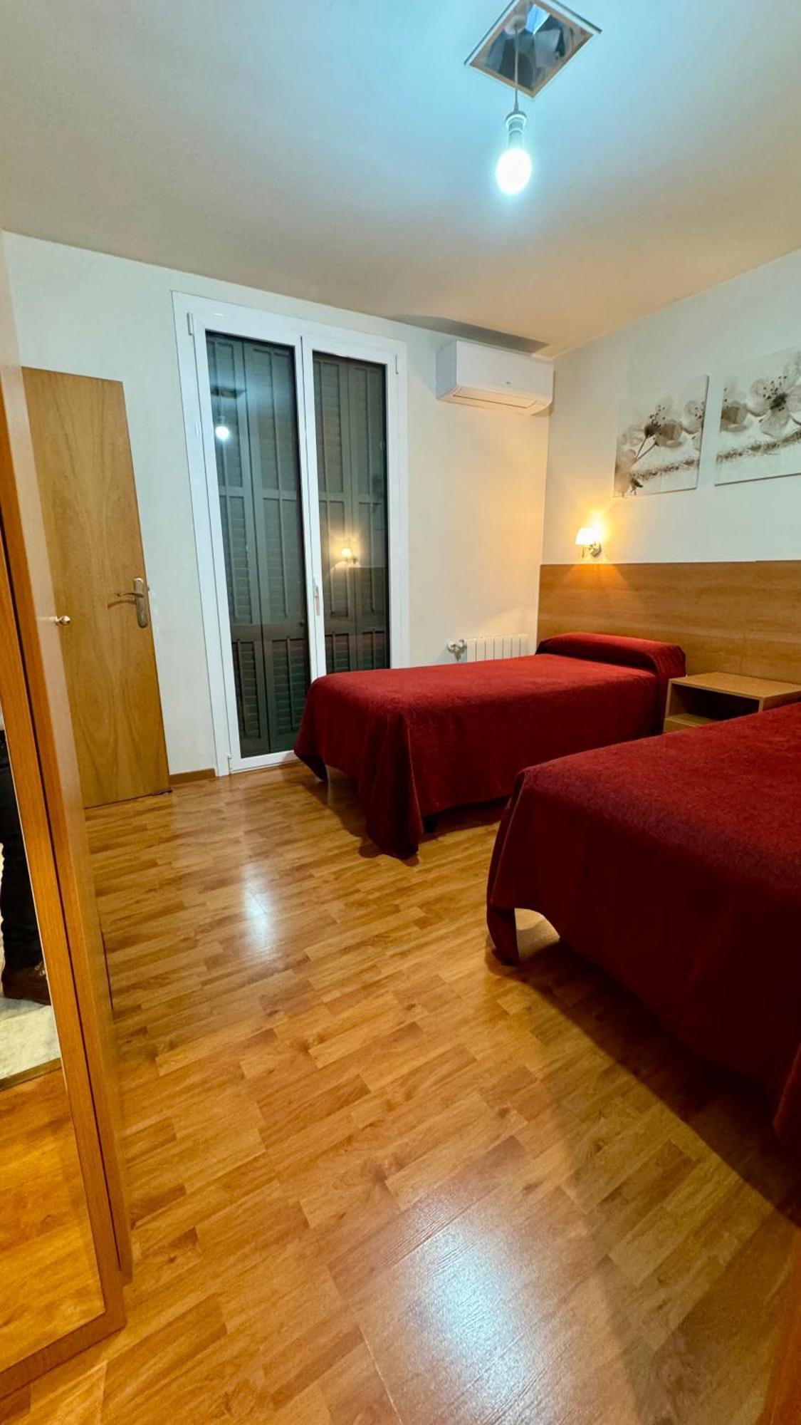 Hostal Madrazo Barcelona Eksteriør billede